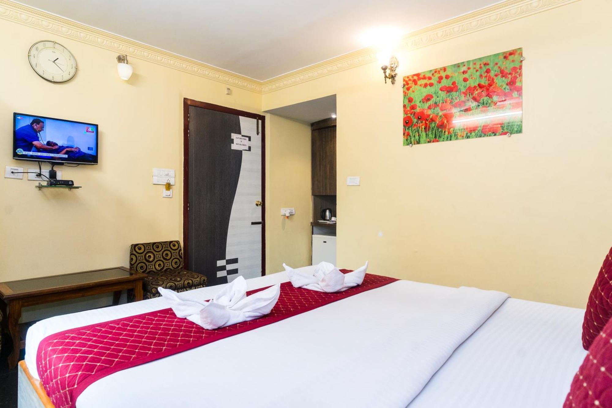 Apples Balaji Inn Siliguri Exterior photo