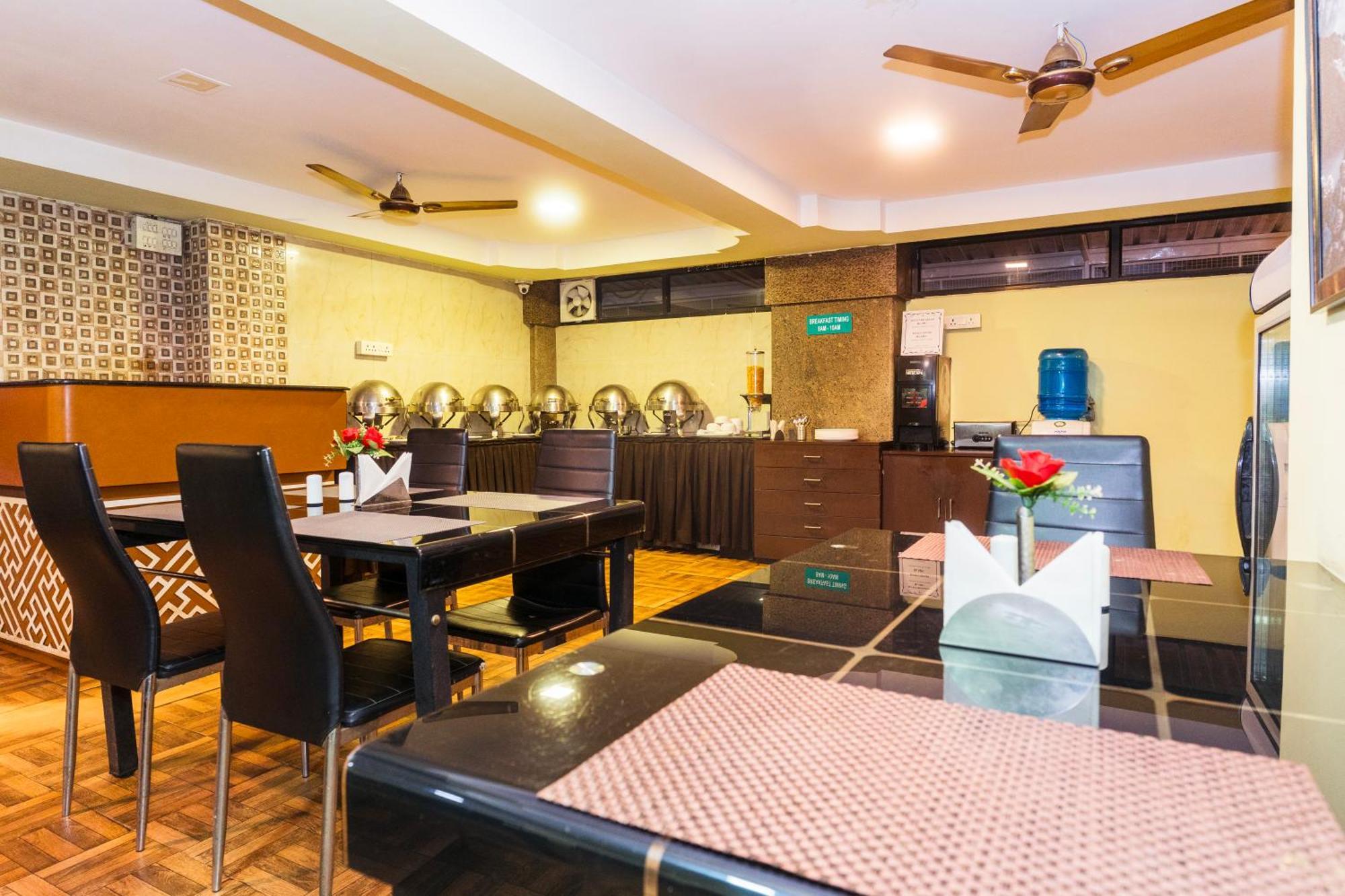 Apples Balaji Inn Siliguri Exterior photo
