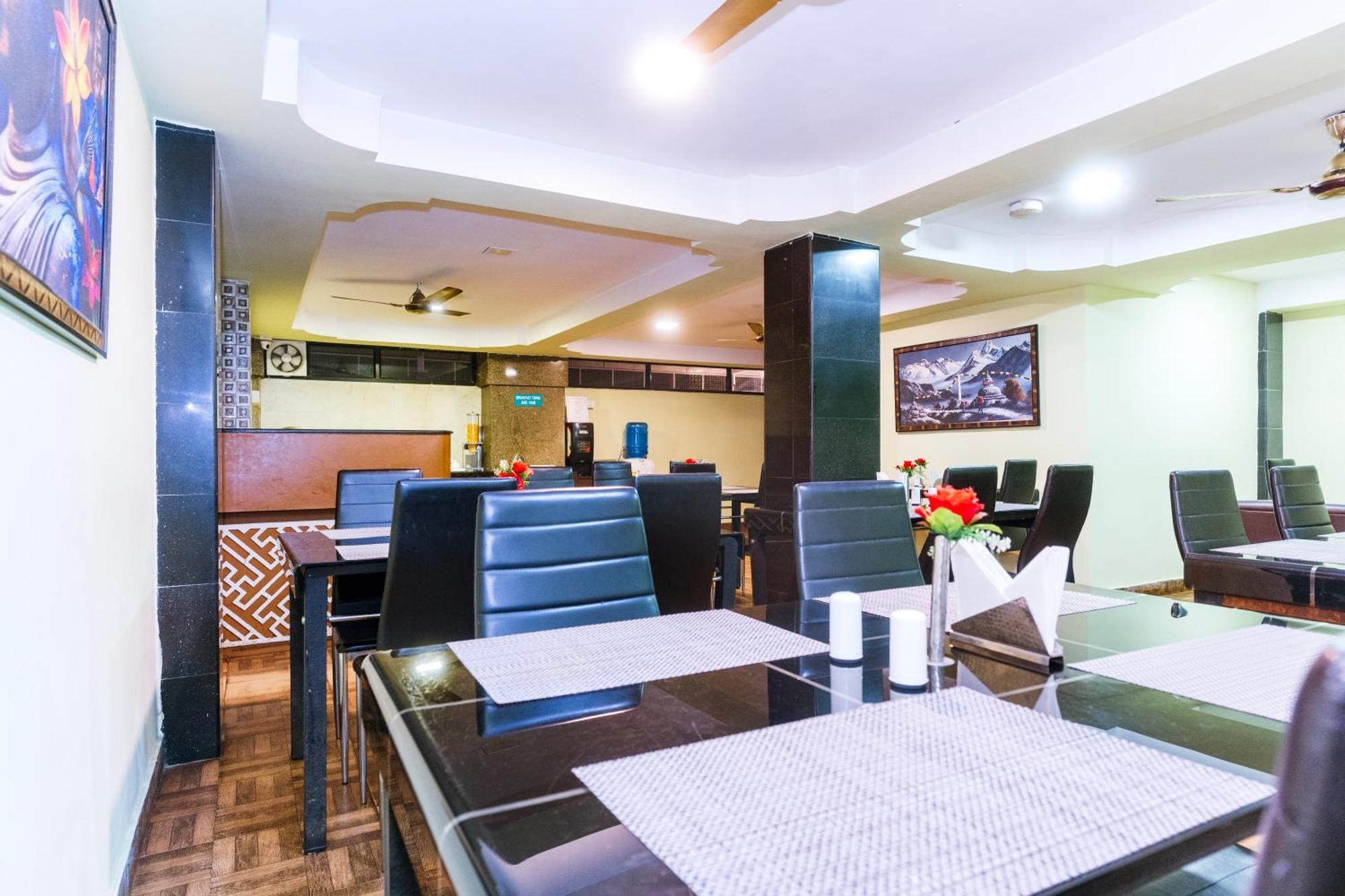 Apples Balaji Inn Siliguri Exterior photo